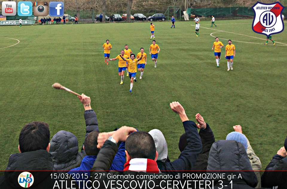 ATLETICO VESCOVIO L'ESULTANZA DOPO IL 2-0 PARZIALE AL CERVETERI