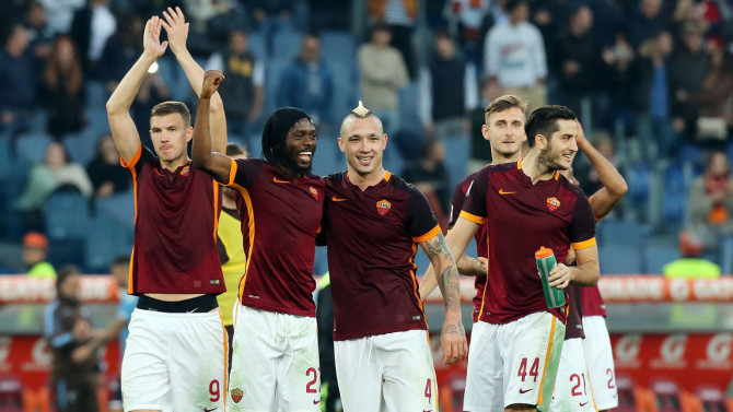 08/11/2015, ROMA-LAZIO (Serie A)
NELLA FOTO : LA ROMA ESULTA A FINE PARTITA
(Foto Bartoletti)