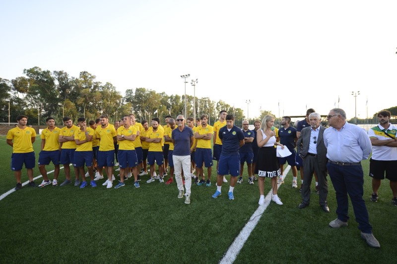 La prima squadra della Racing Roma presentata durante il vernissage della seconda edizione del Memorial Cristina Varani