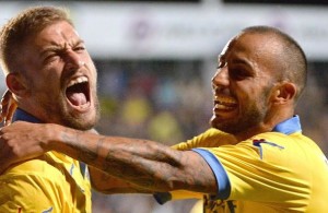 Federico Dionisi (L) of Frosinone Calcio celebrates with teammate Danilo Soddimo, after scoring goal 1-0 during Italian Serie A soccer match between Frosinone Calcio and Empoli Fc at the Matusa stadium in Frosinone, Italy, 28 September 2015..  ANSA / MAURIZIO BRAMBATTI