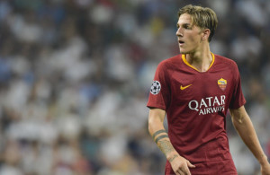 Foto Fabio Rossi/AS Roma/LaPresse
19/09/2018 Madrid (Spagna)
Sport Calcio
Real Madrid-Roma
Champions League 2018/2019 - Estadio Santiago Bernabeu
Nella foto: Nicolò Zaniolo
Photo Fabio Rossi/AS Roma/LaPresse
19/09/2018 Madrid (Spain)
Sport Soccer
Real Madrid-Roma
Champions League 2018/2019 2018/2019 - Estadio Santiago Bernabeu
In the pic: Nicolò Zaniolo
