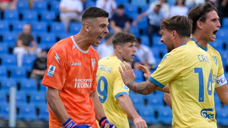 Frosinone Calcio v Como 1907 - Serie A 2026/27